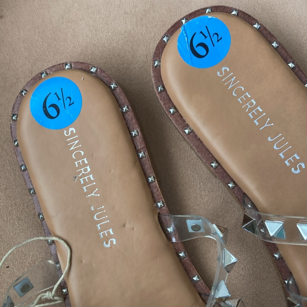 Sincerely Jules Tabbi Studded Sandals Clear NWOT - Picture 3 of 4